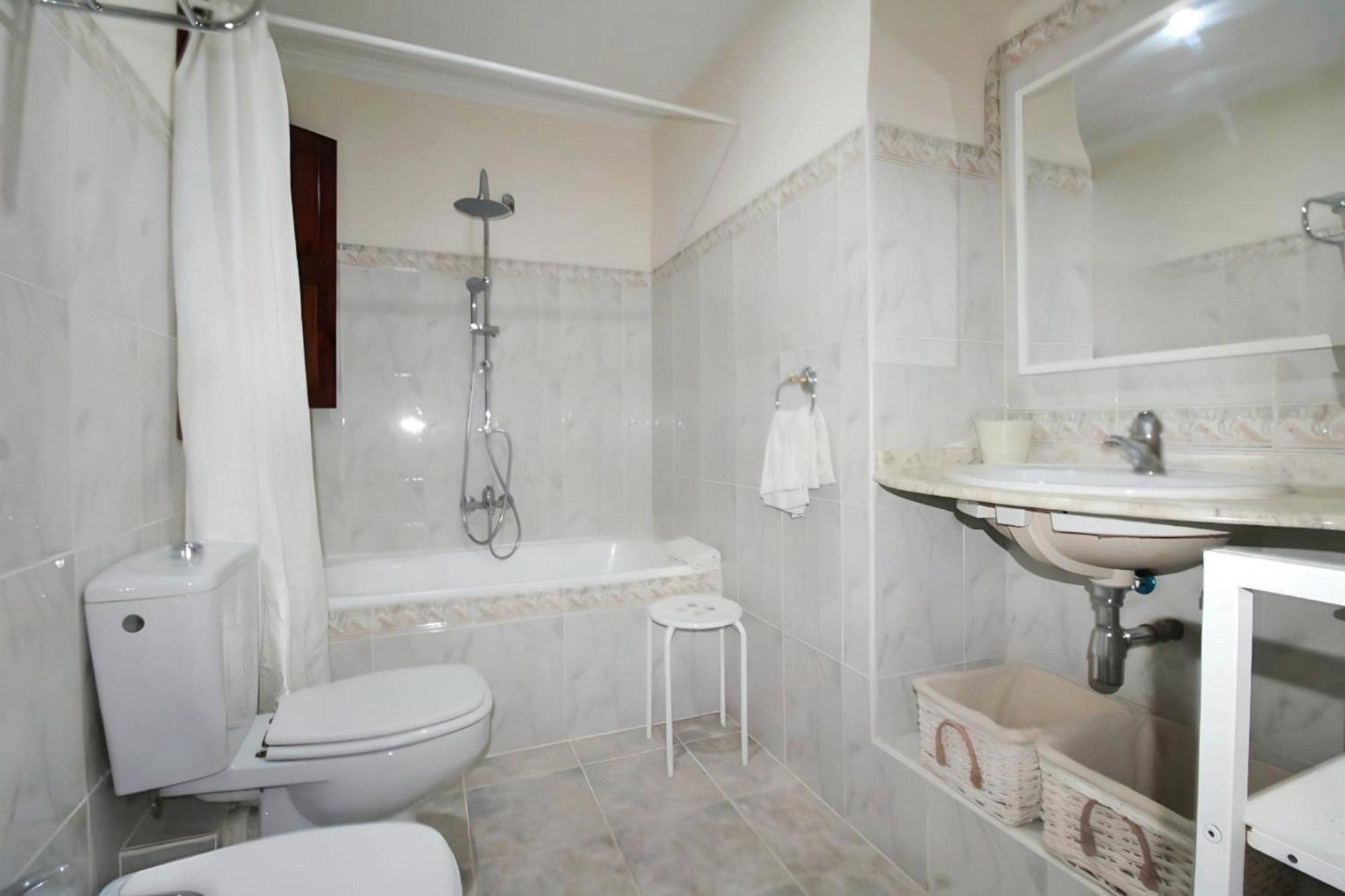 Apartamento Reformado Cerca De La Plaza Redonda Valencia Bagian luar foto