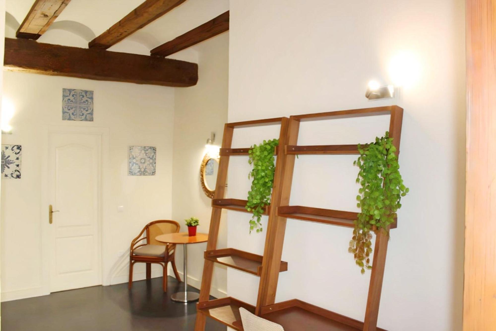 Apartamento Reformado Cerca De La Plaza Redonda Valencia Bagian luar foto